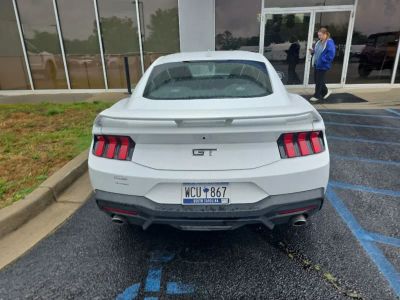 2024 Ford Mustang - Photo 9