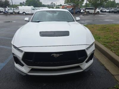 2024 Ford Mustang - Photo 2