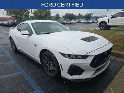 2024 Ford Mustang - Photo 3