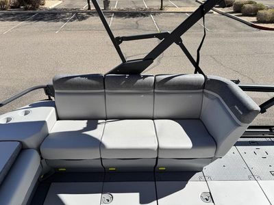 2025 Sea-Doo Switch Cruise 21 - 170 hp Painted - Photo 12