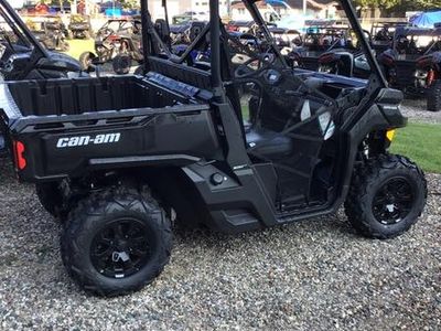 2025 Can-Am Defender DPS HD9 Stealth Black - Photo 4