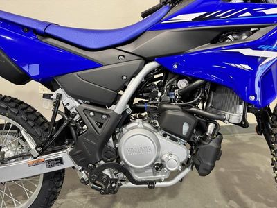 2026 Yamaha WR125R - Photo 18