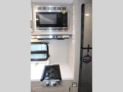 2026 Coachmen RV Catalina Summit Series 7 - Photo 10