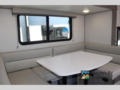 2026 Coachmen RV Catalina Summit Series 7 - Photo 17