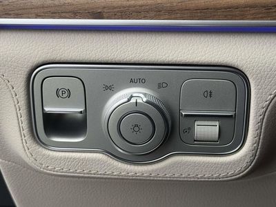 2026 Mercedes-Benz GLE — photo 18 view