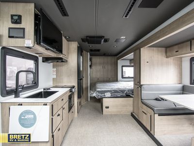 2026 Grand Design Lineage Series M - Photo 13