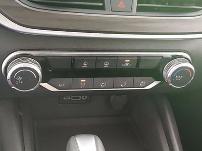 2025 Nissan Altima — photo 18 view
