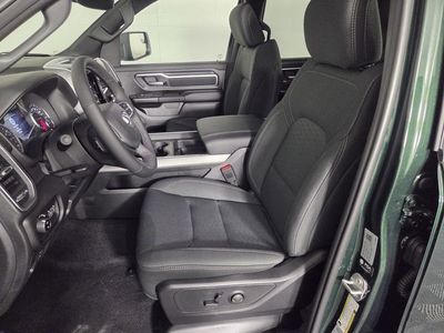 2026 Ram 1500 — photo 8 view