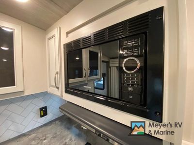 2021 Keystone RV Cougar - Photo 10