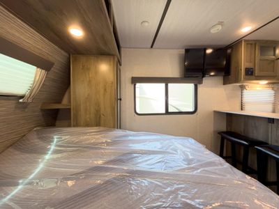 2022 Forest River RV Surveyor Legend - Photo 28
