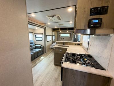 2022 Forest River RV Surveyor Legend - Photo 33