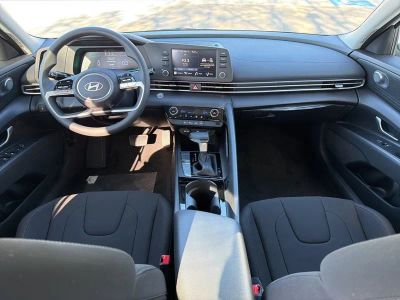 2026 Hyundai Elantra Hybrid - Photo 14
