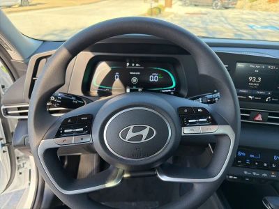 2026 Hyundai Elantra Hybrid - Photo 20