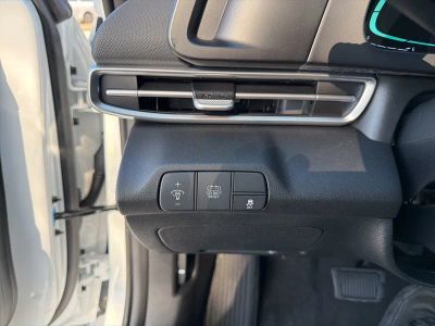 2026 Hyundai Elantra Hybrid - Photo 17