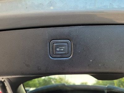 2023 Chevrolet Blazer — photo 12 view
