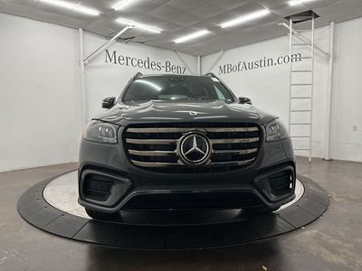 2026 Mercedes-Benz GLS - Photo 2