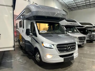 2024 Winnebago M-24V - Photo 1