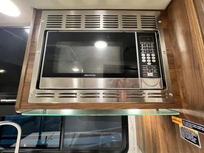 2024 Winnebago M-24V - Photo 13