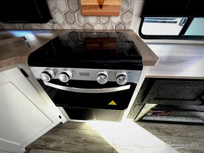 2026 Venture RV Sienna — engine compartment view