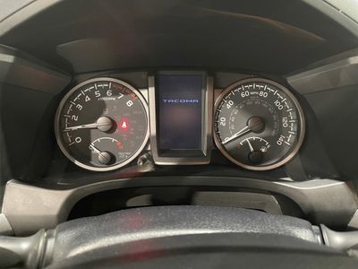 2020 Toyota Tacoma - Photo 10
