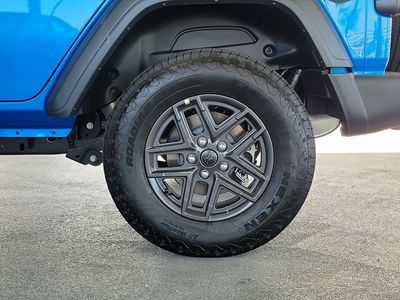 2026 Jeep Wrangler — photo 7 view