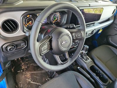 2026 Jeep Wrangler — photo 16 view
