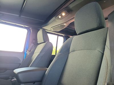 2026 Jeep Wrangler — photo 18 view