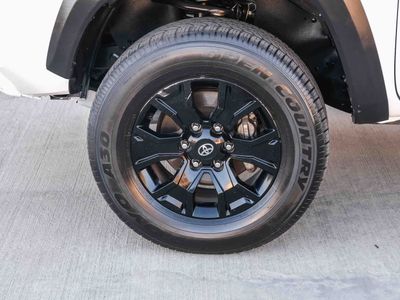 2022 Toyota Tacoma - Photo 10