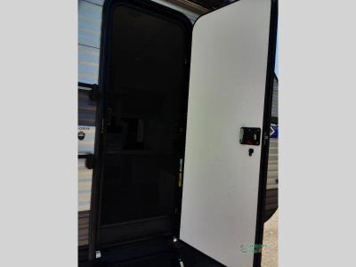 2022 Forest River RV FSX — photo 18 view