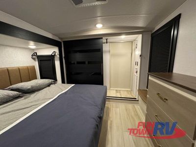 2025 Forest River RV Salem Hemisphere — photo 73 view