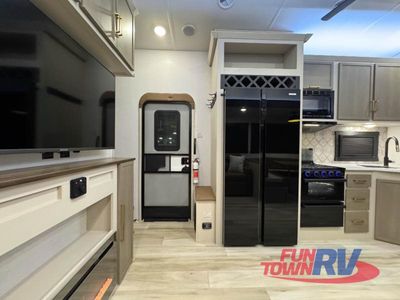 2025 Forest River RV Salem Hemisphere — photo 28 view