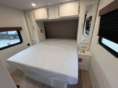 2026 Grand Design Transcend - Photo 14