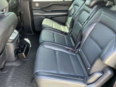 2025 Lincoln Navigator - Photo 12