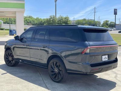2025 Lincoln Navigator - Photo 5