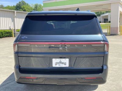 2025 Lincoln Navigator - Photo 4
