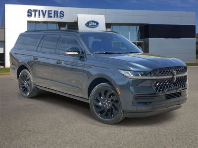 2025 Lincoln Navigator - Photo 1