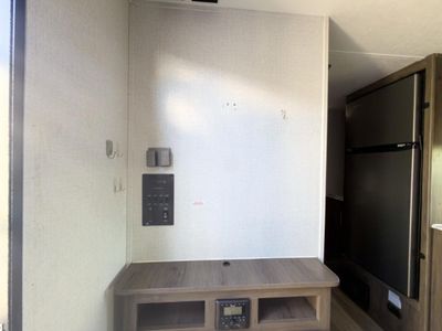 2022 Coachmen RV Clipper Ultra-Lite — photo 14 view