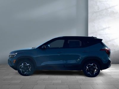 2026 Kia Seltos — rear three-quarter view