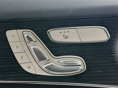 2022 Mercedes-Benz GLC — photo 18 view