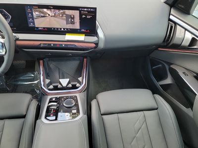 2026 BMW X3 — photo 9 view