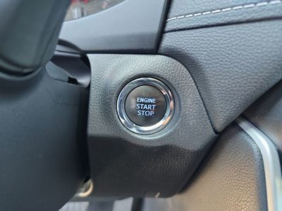 2020 Toyota RAV4 - Photo 25