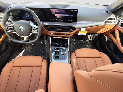 2026 BMW i4 - Photo 15