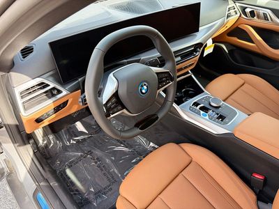 2026 BMW i4 - Photo 25