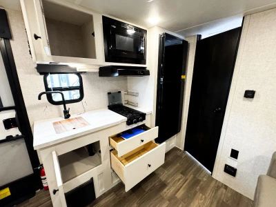 2024 Highland Ridge RV Range Lite Air - Photo 6