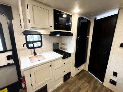2024 Highland Ridge RV Range Lite Air - Photo 5