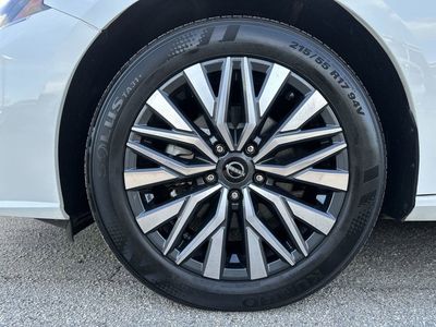 2024 Nissan Altima — photo 18 view