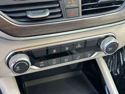 2024 Nissan Altima — photo 16 view