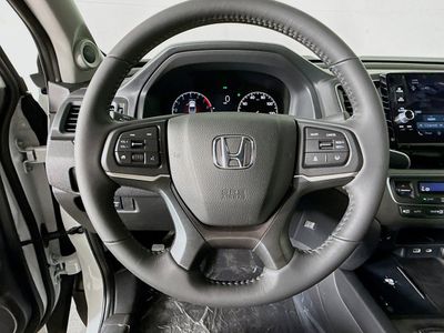 2026 Honda Ridgeline — photo 9 view
