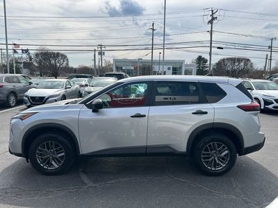 2024 Nissan Rogue S - Photo 8