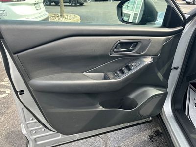 2024 Nissan Rogue S - Photo 13
